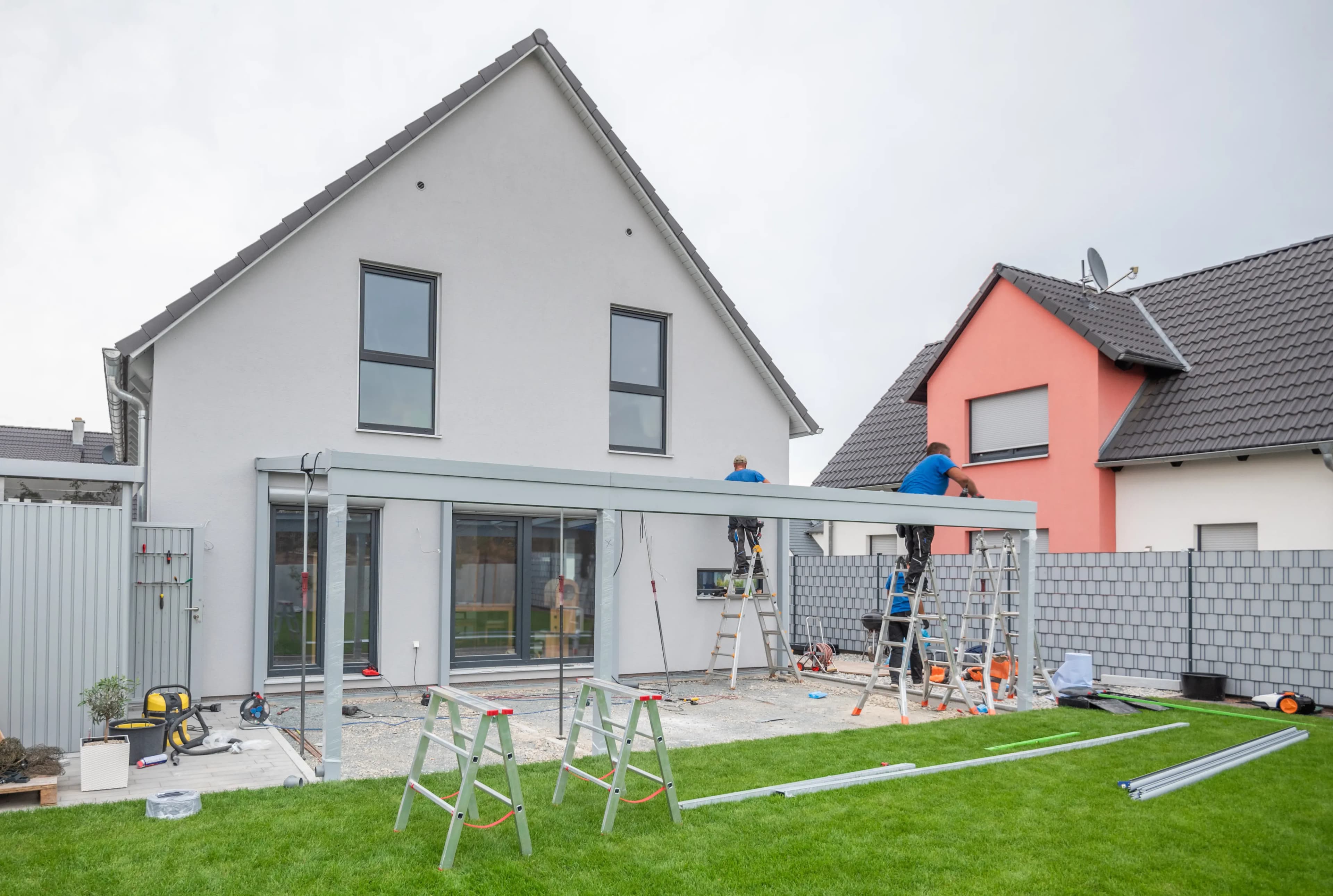 Vordach montieren lassen in Tönisvorst